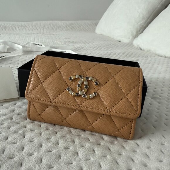 CHANEL AUTHENTIC FLAP CARDHOLDER WITH RECEIPT - Picture 2 of 10